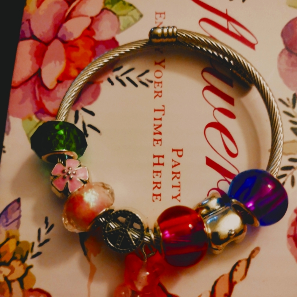 Princess MuuMuu's Pandora like Braceletz